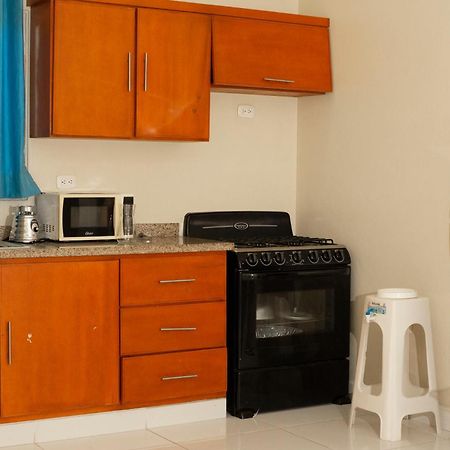Dpravia Hotel Srl Bani Ngoại thất bức ảnh
