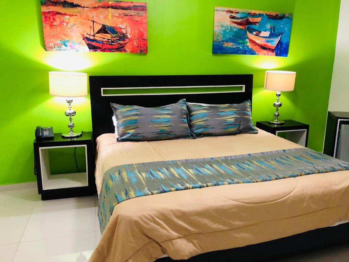 Dpravia Hotel Srl Bani Ngoại thất bức ảnh