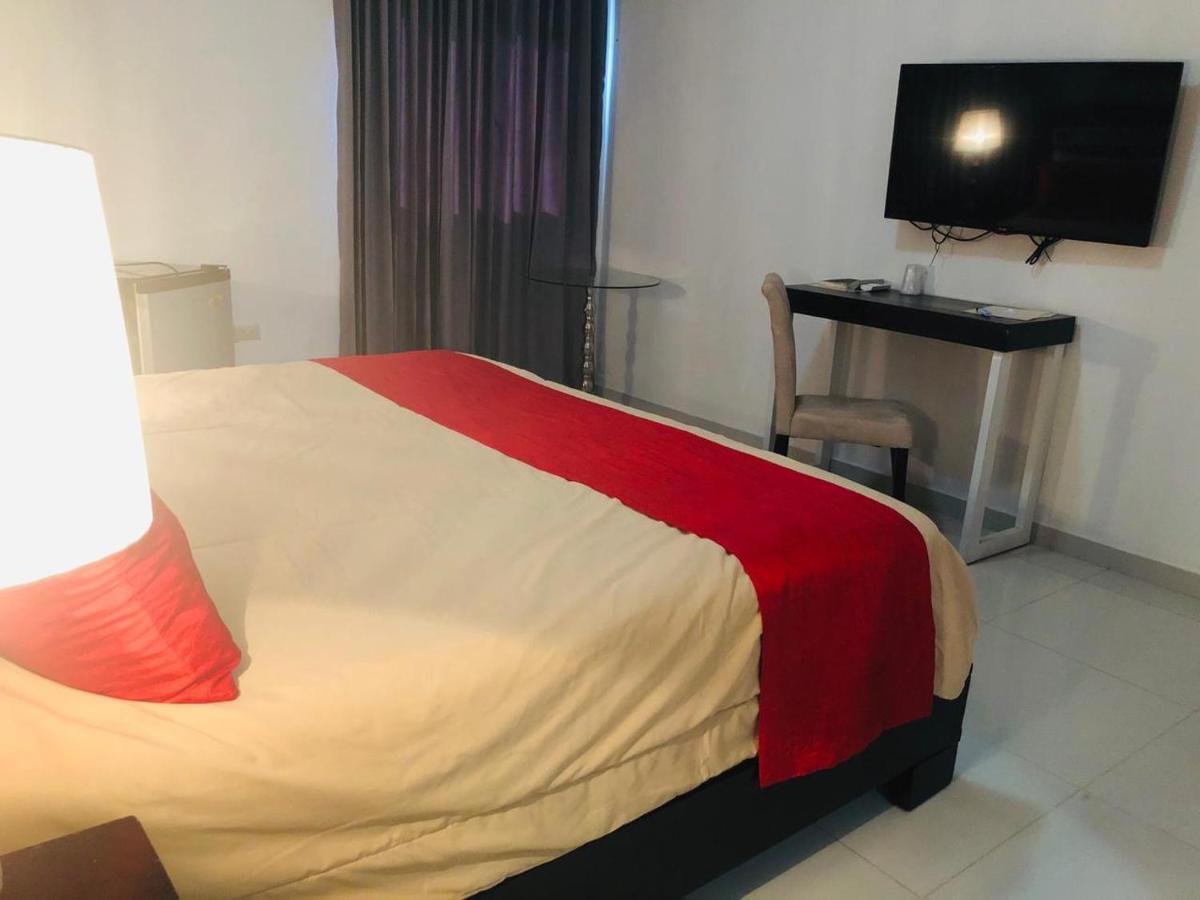 Dpravia Hotel Srl Bani Ngoại thất bức ảnh