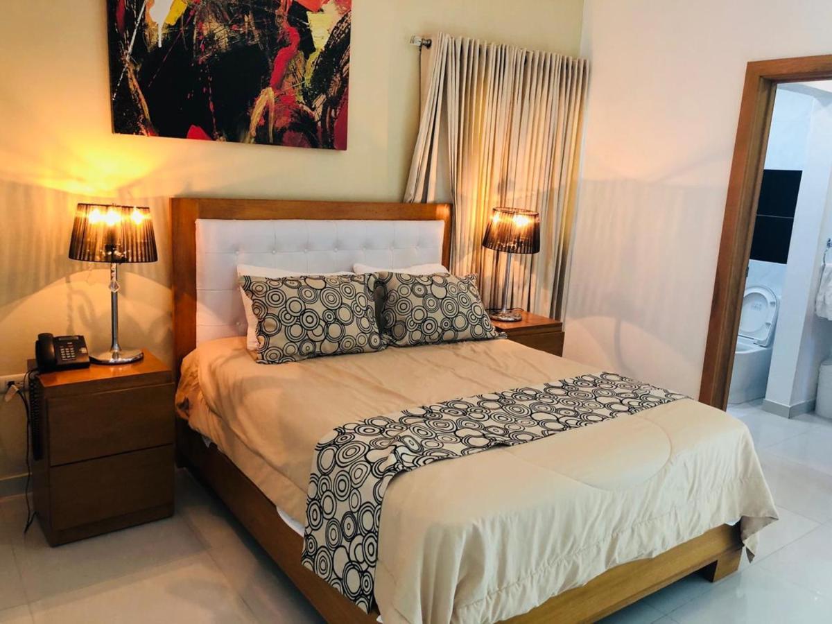 Dpravia Hotel Srl Bani Ngoại thất bức ảnh