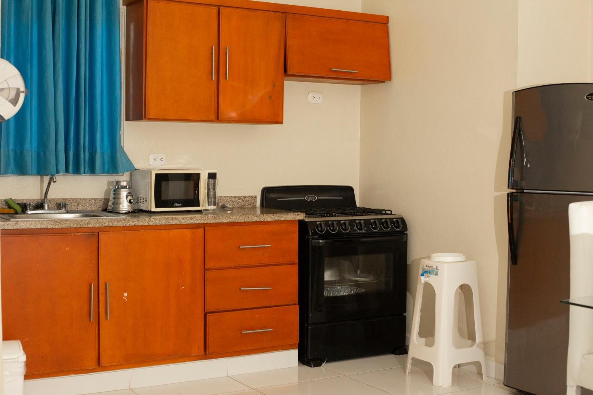 Dpravia Hotel Srl Bani Ngoại thất bức ảnh