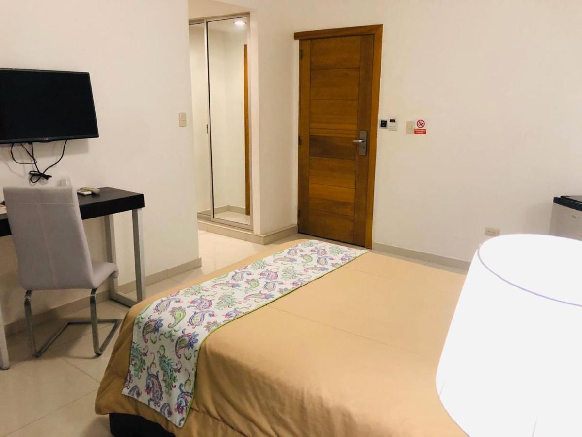 Dpravia Hotel Srl Bani Ngoại thất bức ảnh