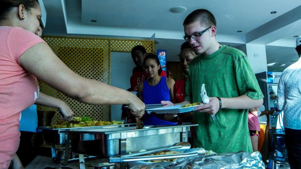 Dpravia Hotel Srl Bani Ngoại thất bức ảnh